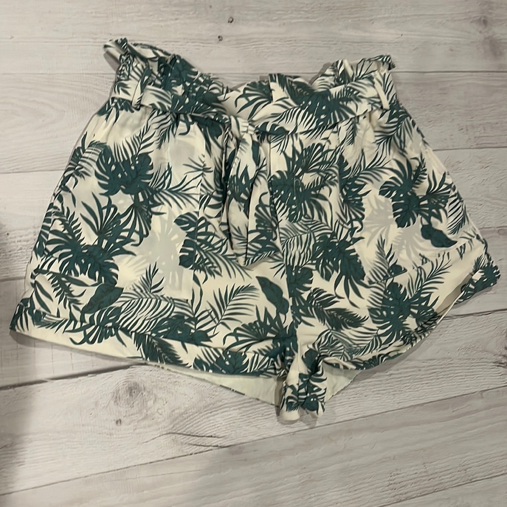 Tropical Wait Tie Shorts